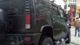 男儿应当开悍马 男儿应当开悍马